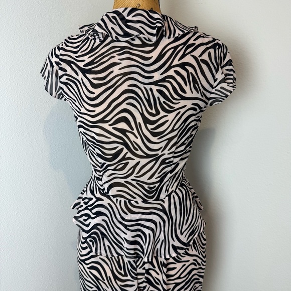 Victoria’s Secret SET Y2K Zebra Print Ruffle Pajama Set Sheer Lounge Pants top S - Picture 7 of 10